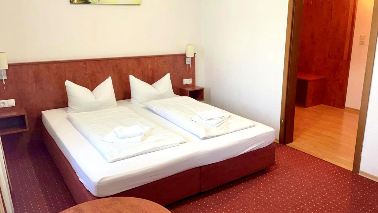 אופנבאך Hotel Am Ledermuseum מראה חיצוני תמונה