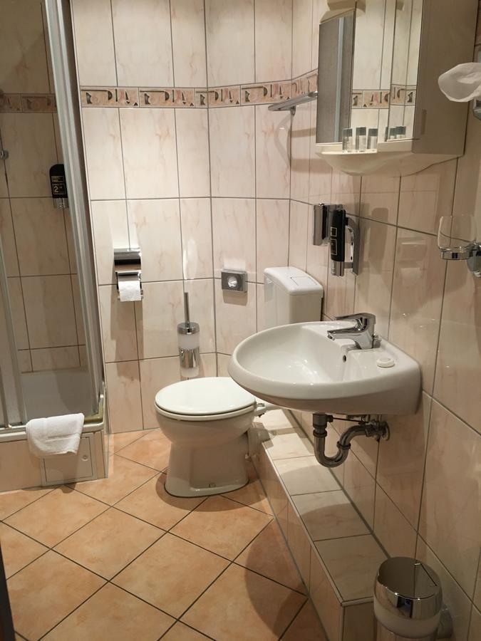 אופנבאך Hotel Am Ledermuseum מראה חיצוני תמונה